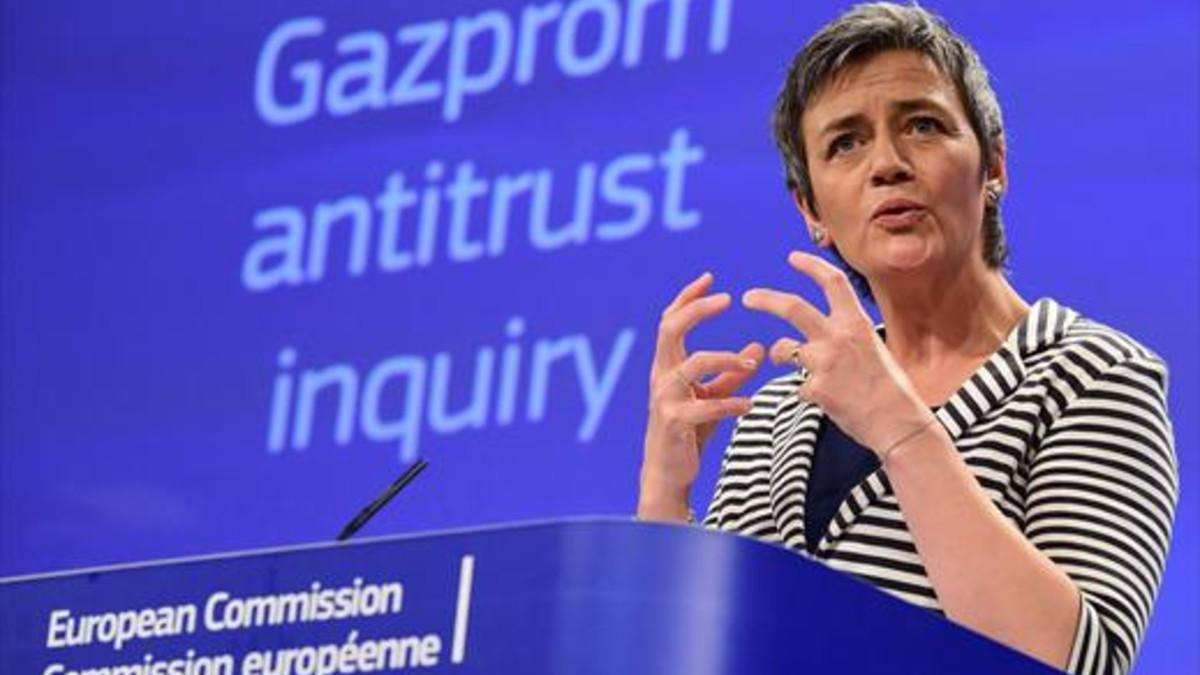 Vestager, en una rueda de prensa en Bruselas, en abril del 2015.