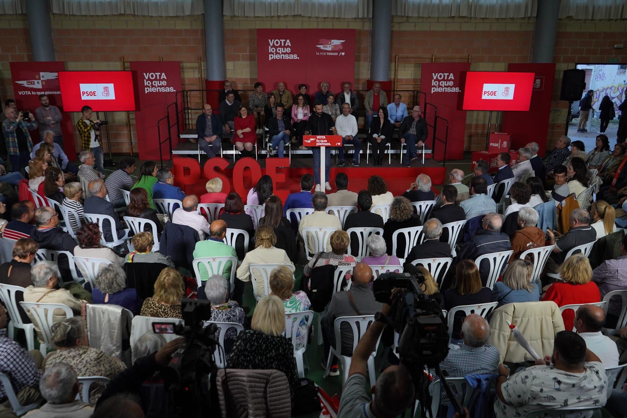 GALERÍA | Acto del PSOE en apoyo a David Gago con la ministra María Jesús Montero