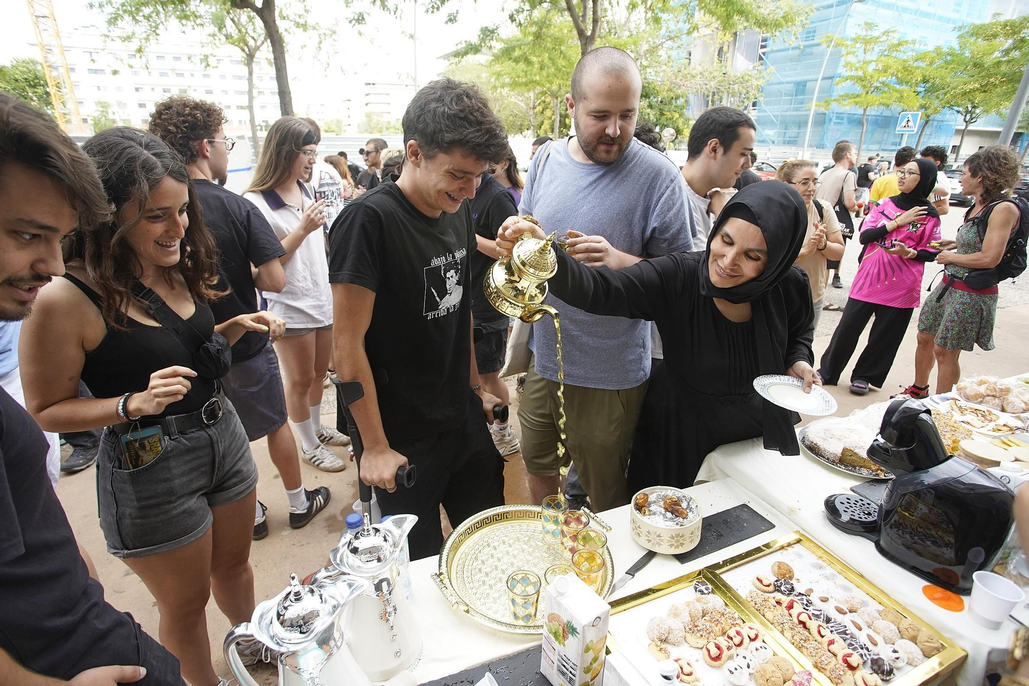 Les imatges de la concentració aquest matí davant el domicili
