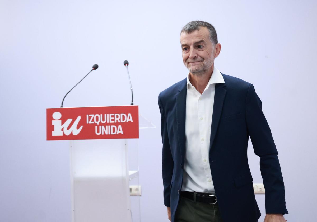 El coordinador federal de Izquierda Unida, Antonio Maíllo, durante una rueda de prensa.