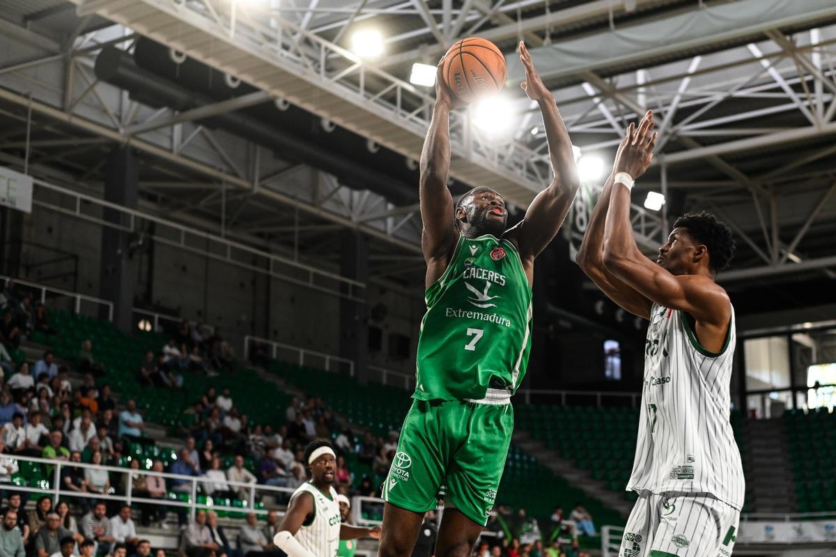Fotogalería | Las imágenes del Cáceres - Coto Córdoba