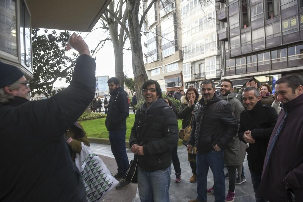 Colas también para el 2º concierto de Sabina