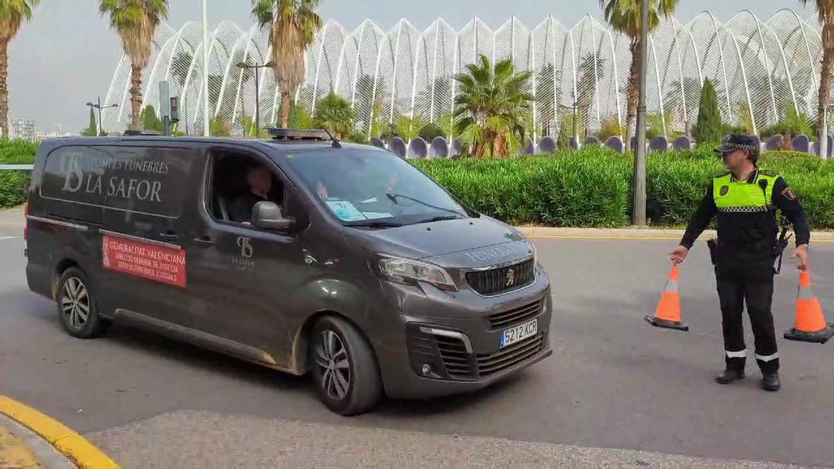 Imágenes de archivo del Instituto de Medicina Legal de València recibiendo a víctimas de la dana