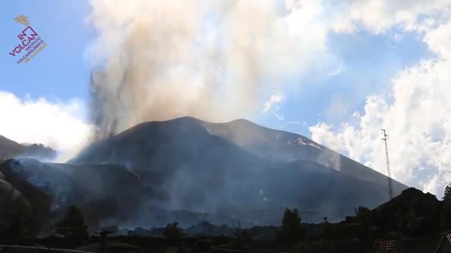 Erupción del volcán de La Palma desde Tacande