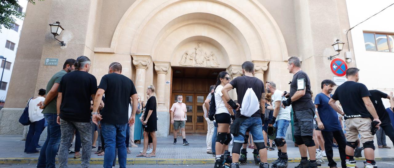 Música y patines en el adiós a Rai Catany