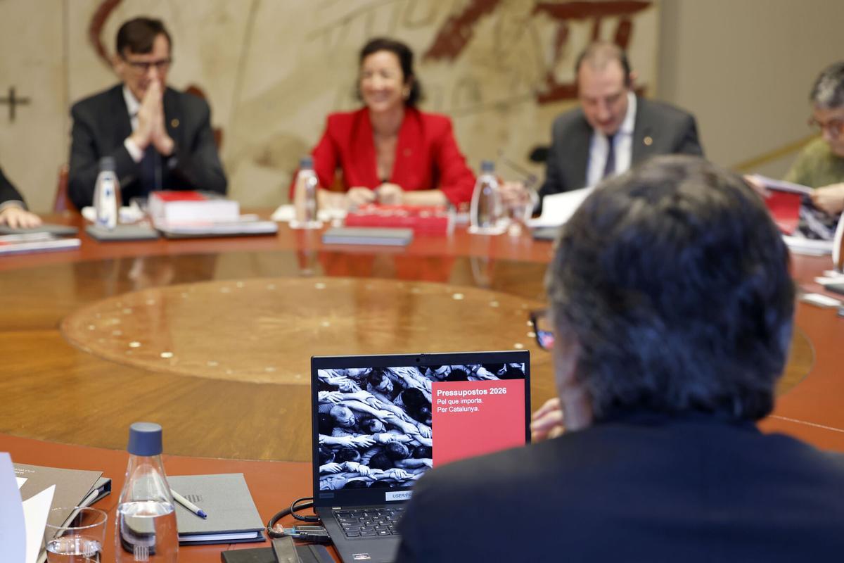El president de la Generalitat, Salvador Illa, y la consellera de Economia, Alícia Romero.