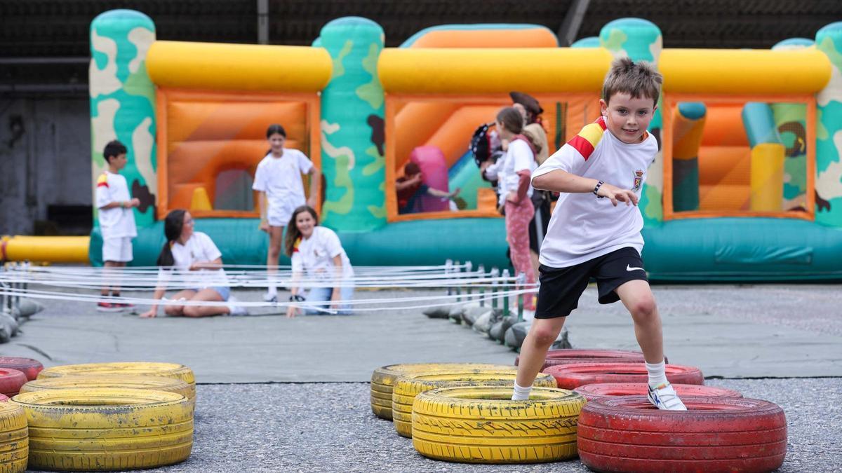 Carrera de Orientación Infantil en el Día de las Fuerzas Armadas en A Coruña