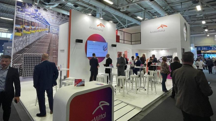 ArcelorMittal ya promociona los productos de la nueva acería eléctrica de Gijón, que estará operativa a finales de año