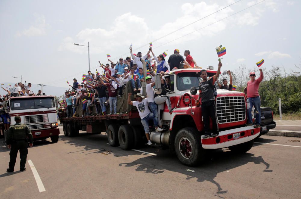 Disturbios en Venezuela por la entrada de la ayuda humanitaria internacional