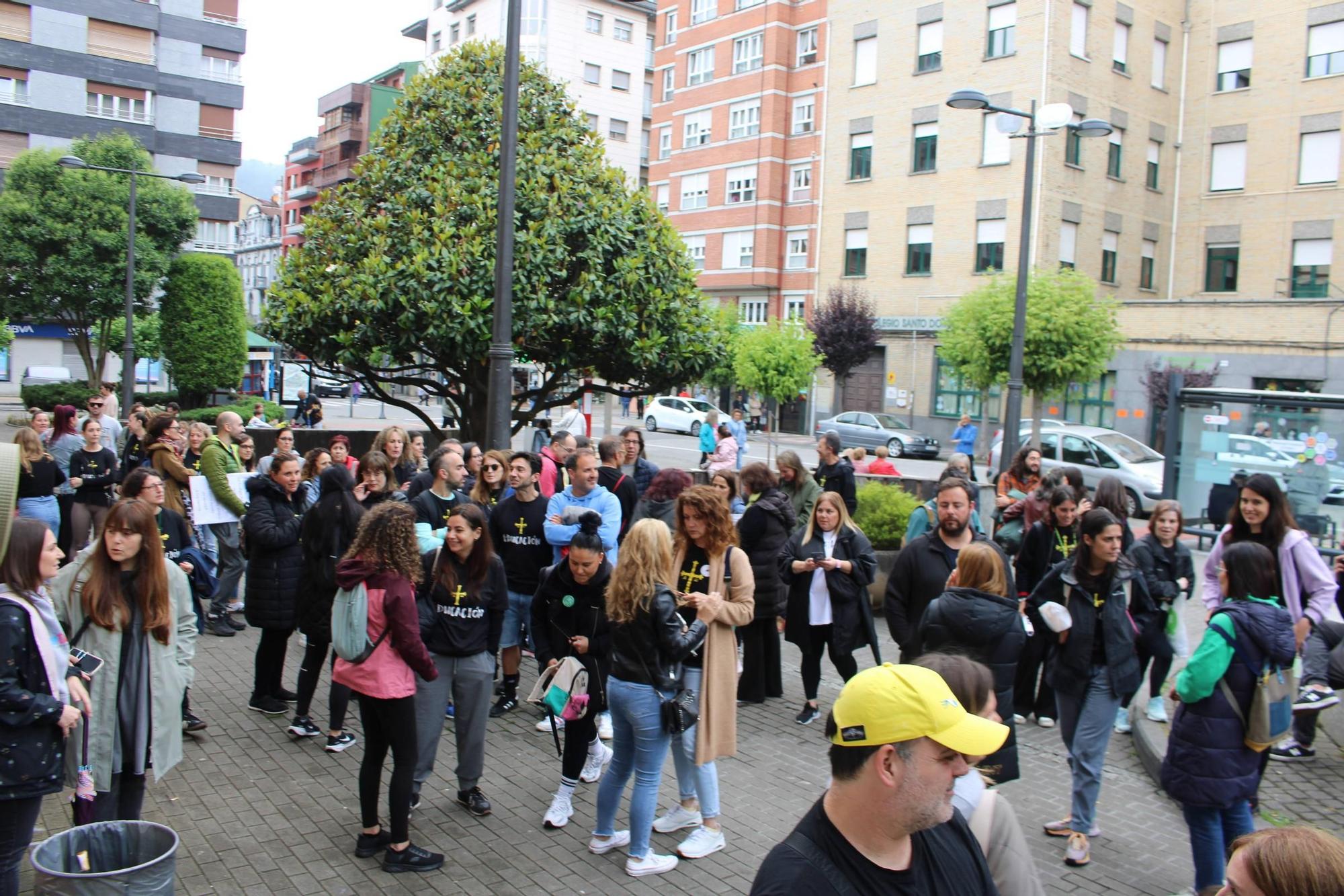 Así fueron los encierros de los profesores en colegios e institutos de las Cuencas