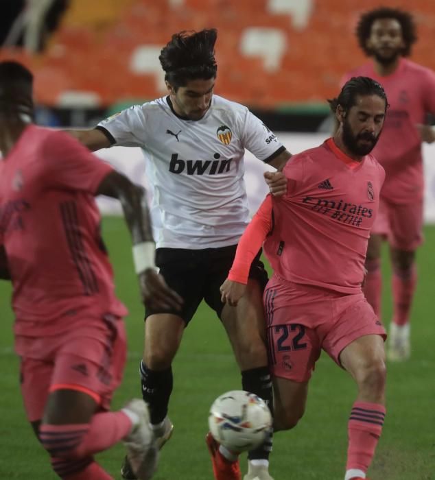 Las mejores imágenes del Valencia CF - Real Madrid