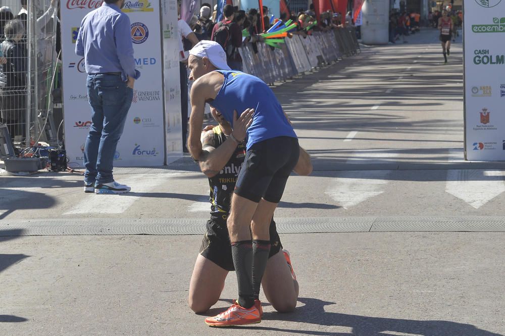 Hassane Ahouchar logra su cuarta victoria en el Medio Maratón de Elche