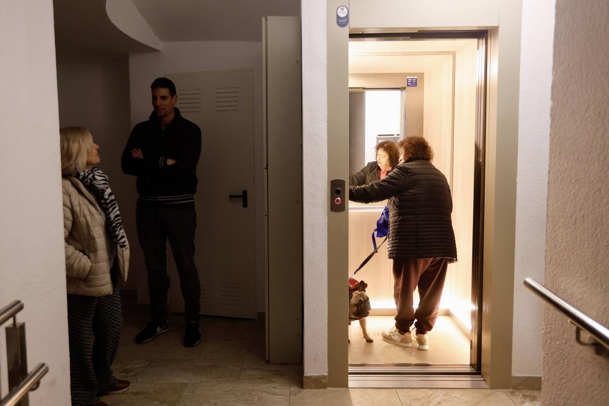 Presentación de los trabajos en una vivienda de El Santuario.