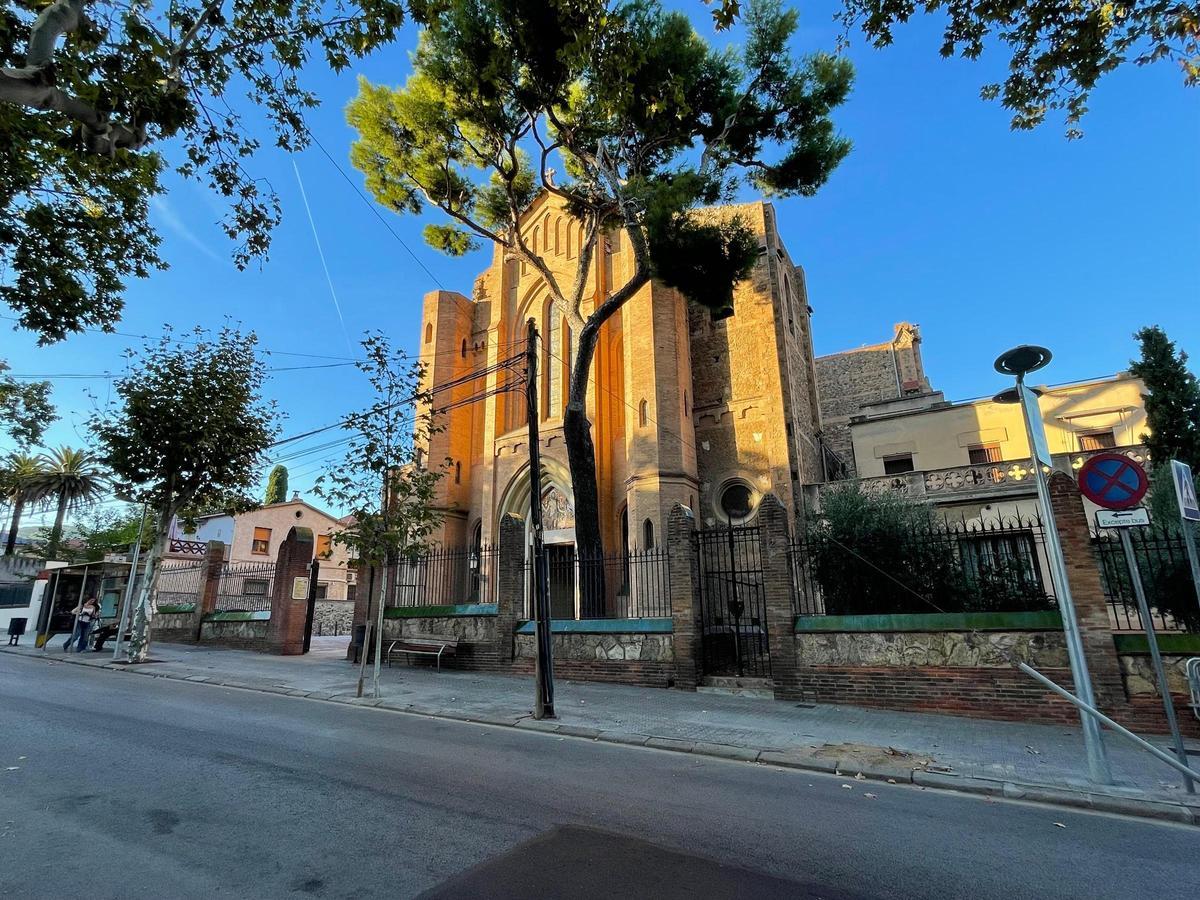 Iglesia Sant Joan dHorta, en la calle Campoamor.