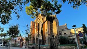 Iglesia Sant Joan dHorta, en la calle Campoamor.