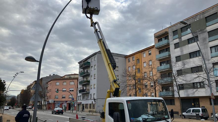 Salt adjudica a Etra Bonal el manteniment de l’enllumenat per dos anys per 423.388 euros