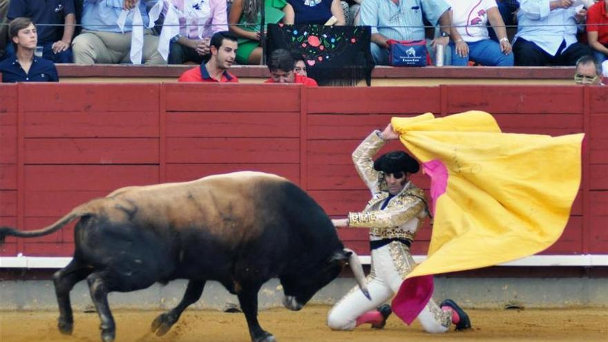 Golpe en la mesa de &#039;Lagartijo&#039;