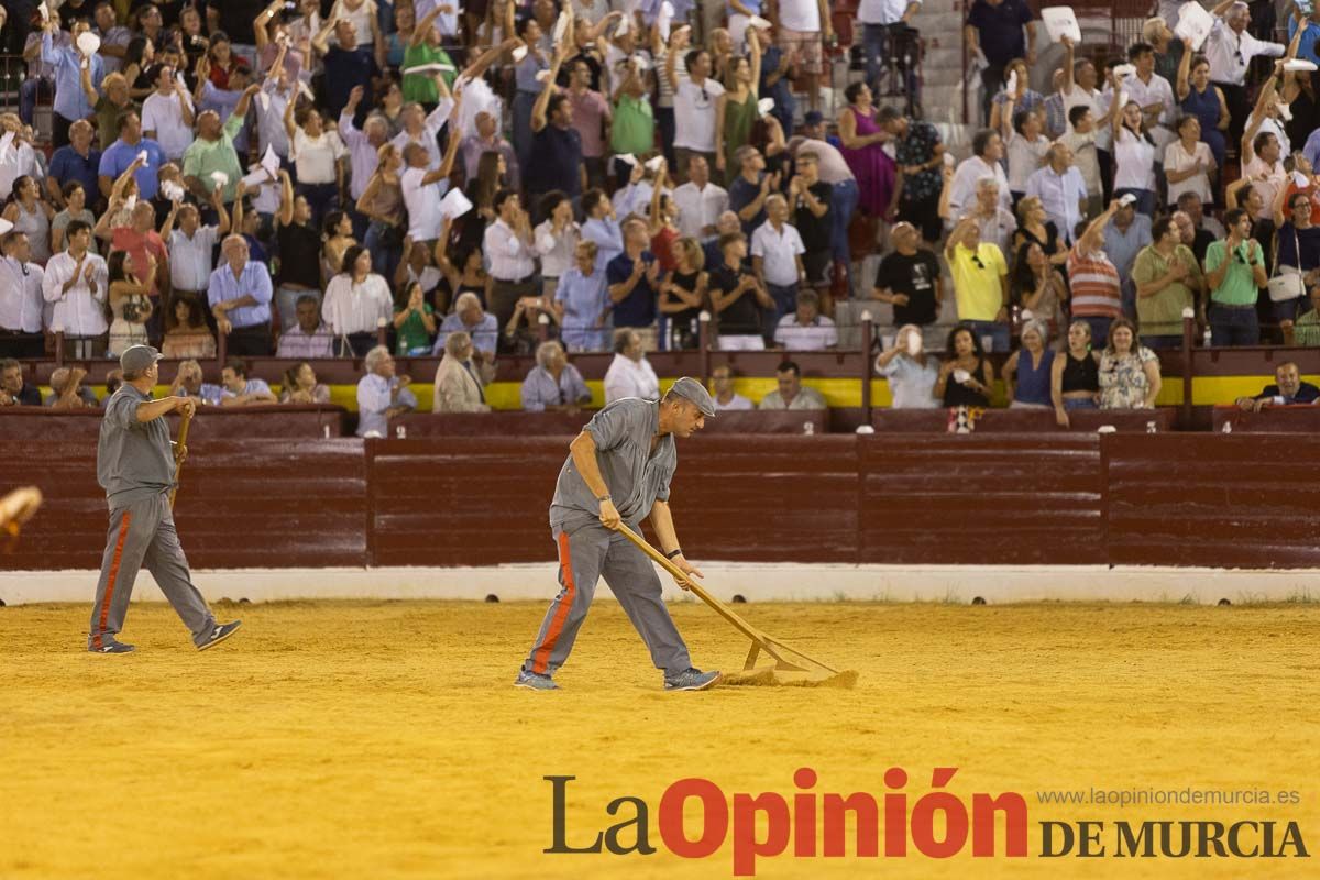 Corrida de Rejones en la Feria Taurina de Murcia (Andy Cartagena, Diego Ventura, Lea Vicens)