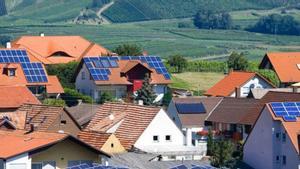 Los paneles fotovoltaicos forman parte del plan de las comunas energéticas.