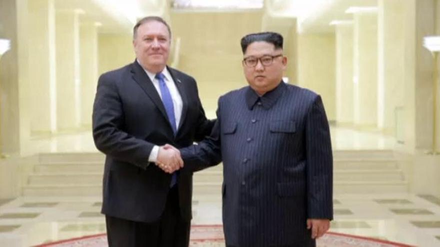 El régimen de Kim Jong-un libera a tres prisioneros estadounidenses