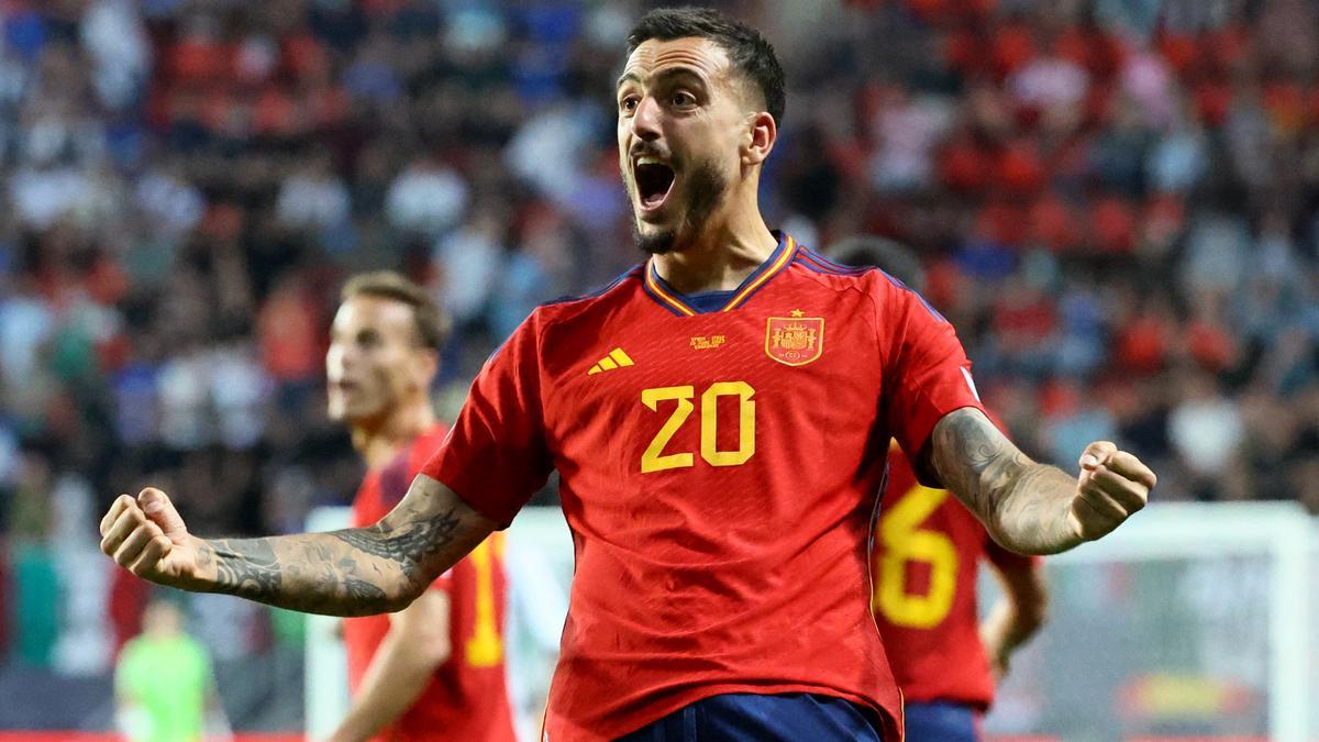 Joselu celebra el gol de la victoria de España