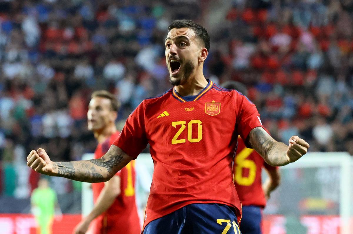 Joselu celebra el gol de la victoria de España