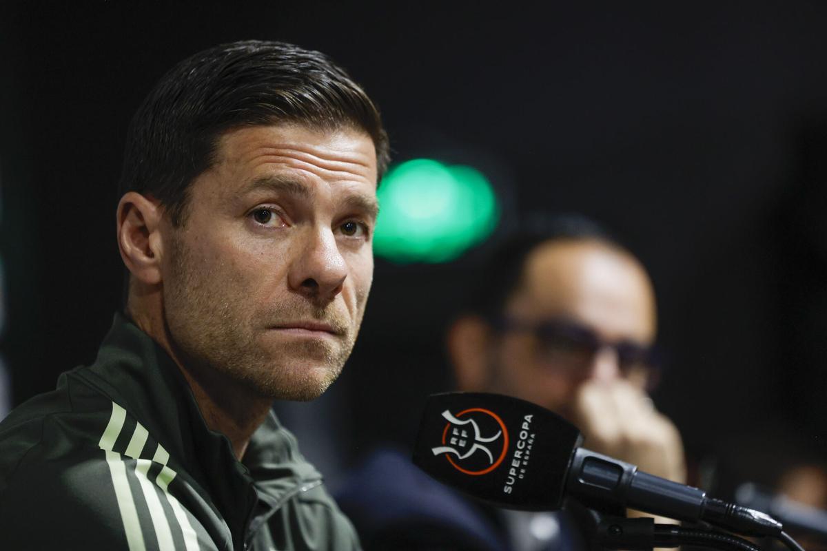 Xabi Alonso fue destitutido del Real Madrid tras perder una igualada final frente al FC Barcelona