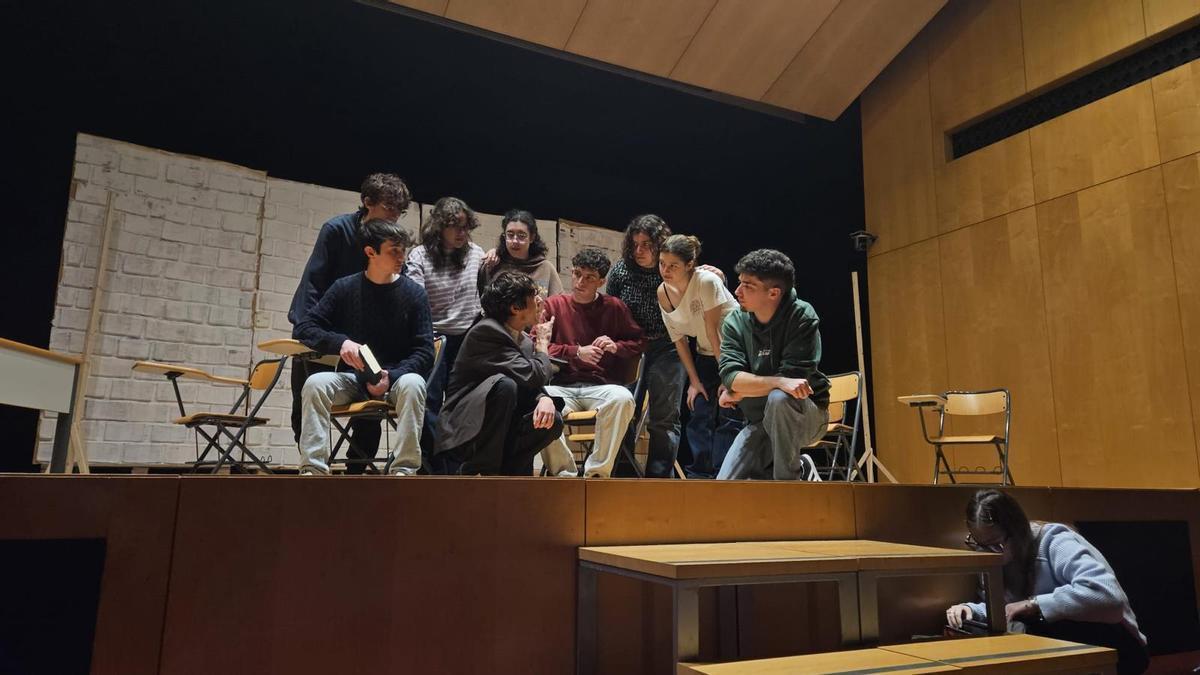 El grupo de teatro Polímono de Gandia vuelve a subir el telón con dos nuevas producciones