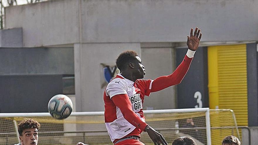 Kemo Cissé, en una acció del partit d&#039;ahir.