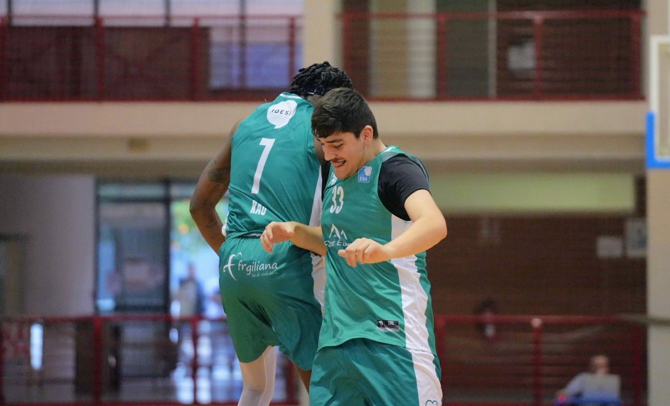 UCB Córdoba-Gymnástica Portuense: el partido de la Liga EBA en imágenes