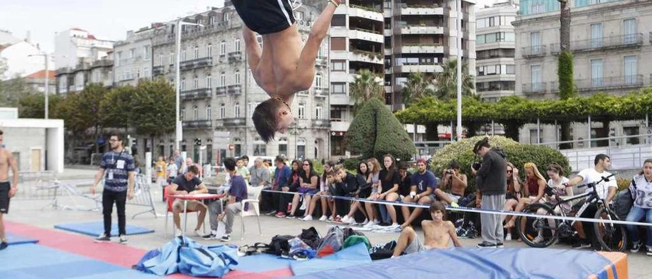 Una de las actividades organizadas en la última edición del Vigo Street Stunts celebrada este mes. // R. Grobas