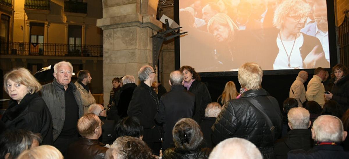 El procés sobiranista sobrevola els discursos polítics de l'acte de les Bases de Manresa