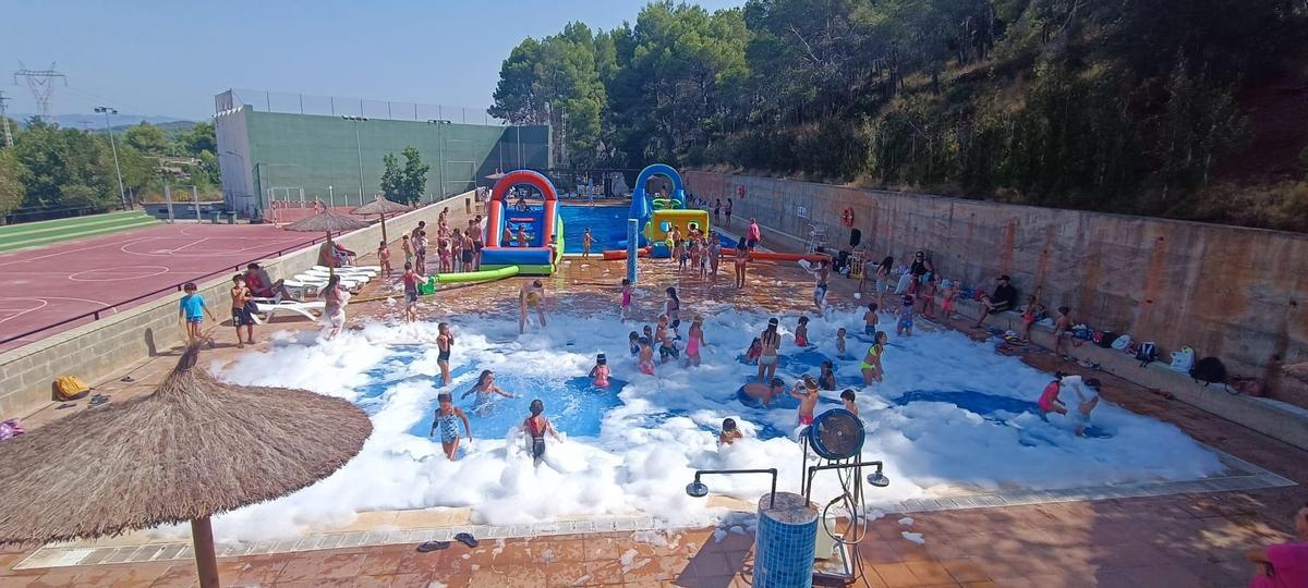 Un momento del fin de fiesta de la escoleta