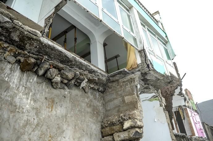 DERRUMBE VIVIENDA POR EL OLEAJE EN SAN ANDRES