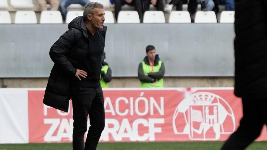 Óscar Cano, entrenador del Zamora CF: "No hemos parecido un equipo de la zona alta"