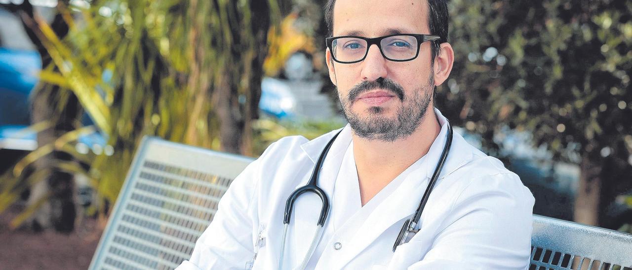 El médico internista experto en nutrición José. A Medina.