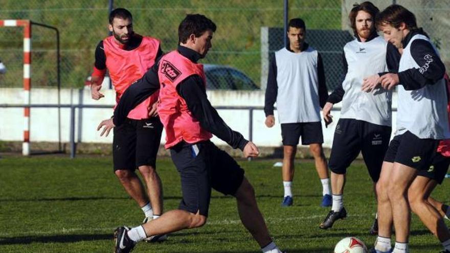 Sestelo, Tubo, Caco y Santi Domínguez durante un entrenamiento en Príncipe Felipe. // Rafa Vázquez