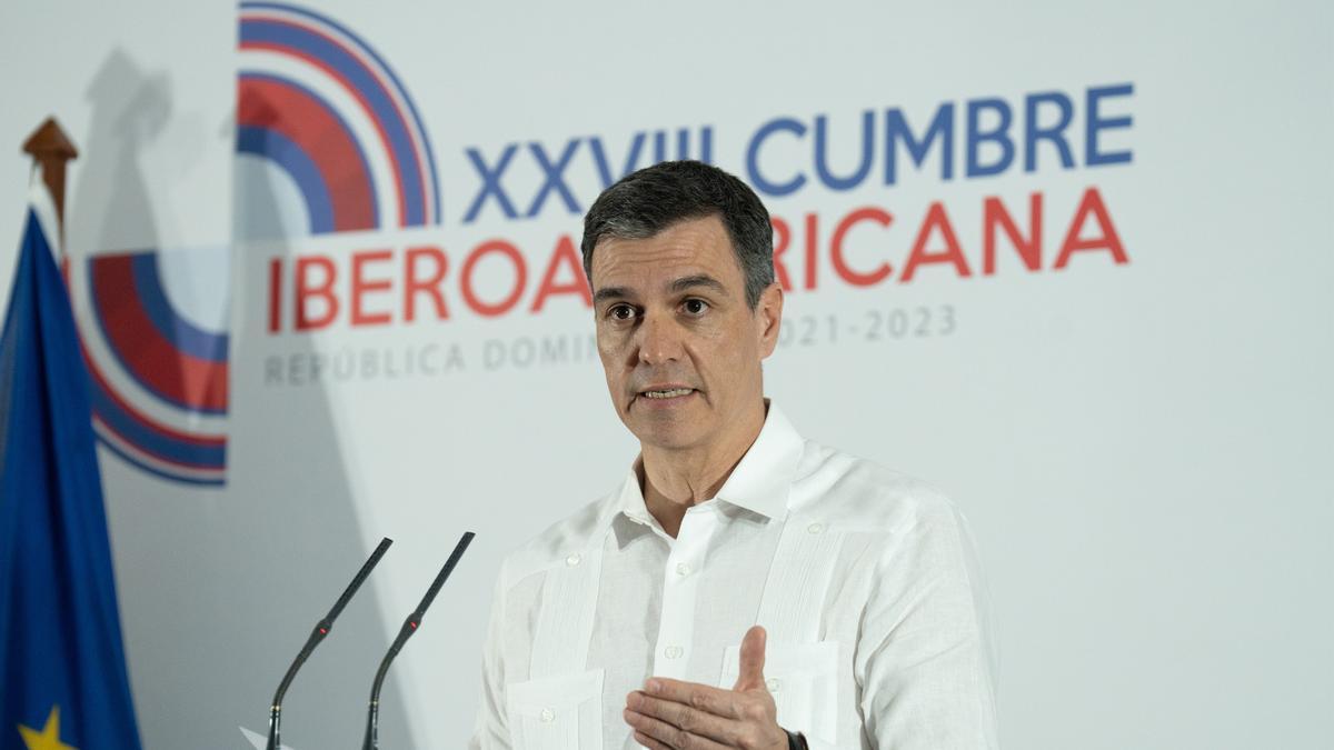 El presidente del Gobierno, Pedro Sánchez, en rueda de prensa al término de la Cumbre Iberoamericana en Santo Domingo.