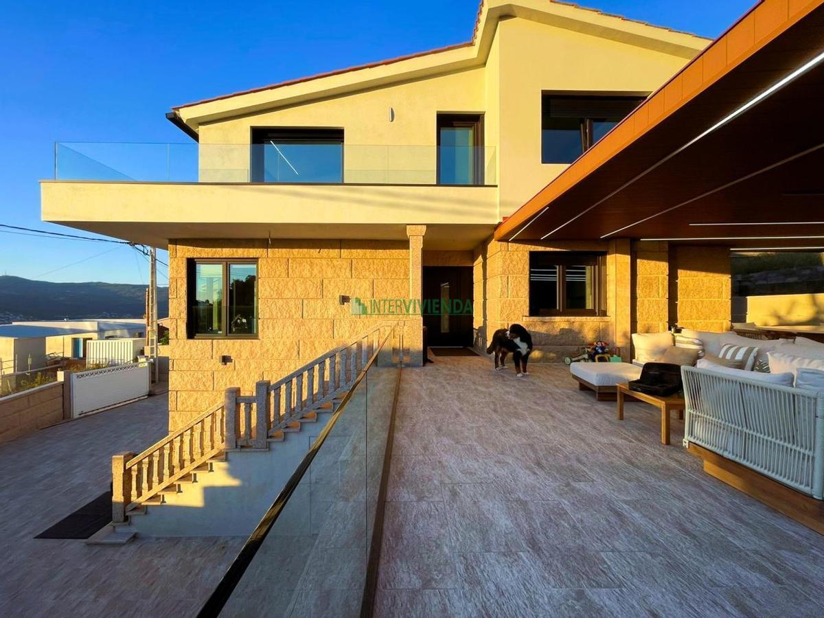 Recorremos en imágenes esta casa de portada, atalaya de la ría de Vigo