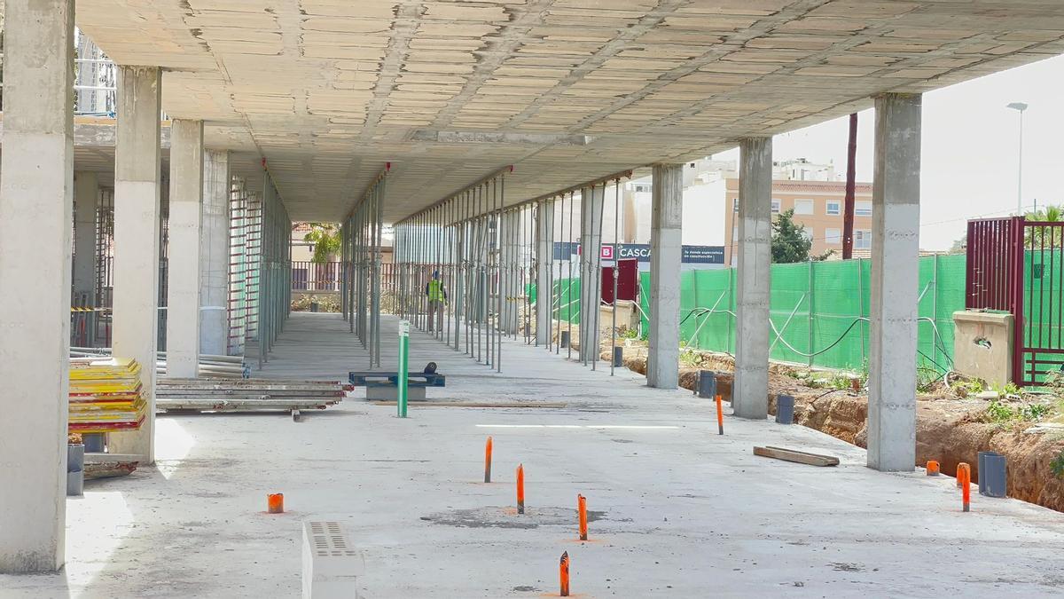 Estado de las obras del colegio La Paz de Torrellano, que según el alcalde estará a final de año
