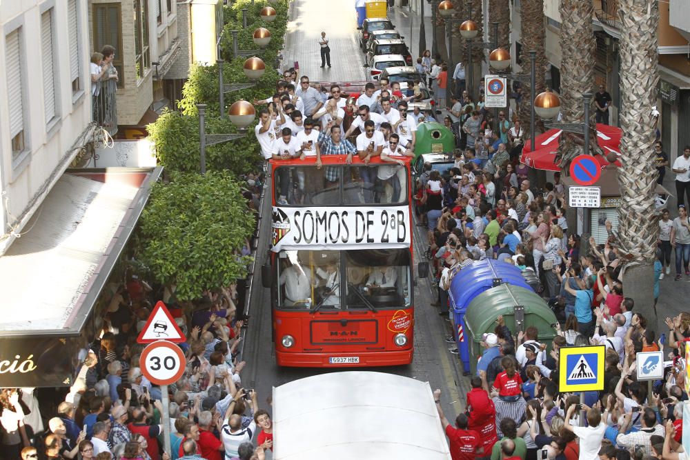 Así ha sido la fiesta del ascenso del Atlético Saguntino a Segunda B