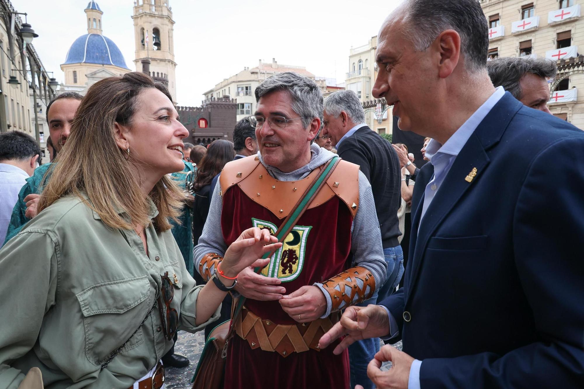 La mujer hace historia en la Entrada Mora de Alcoy
