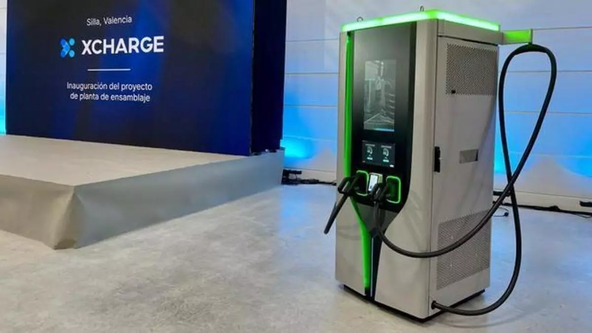XCharge inaugura en Silla su primera planta europea para ensamblar cargadores ultrarrápidos