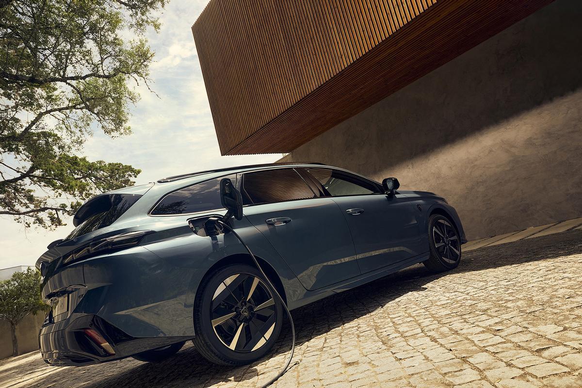 El nuevo Peugeot 308 SW conquista el segmento C con carrocería familiar sin límites de espacio