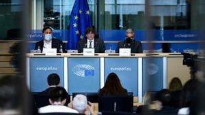 Espies que espien i altres sorpreses