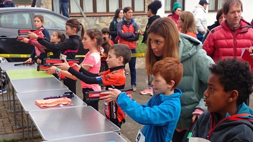El “láser run” llega a Salas: así es la disciplina deportiva (para toda la familia) que llenará la villa este domingo