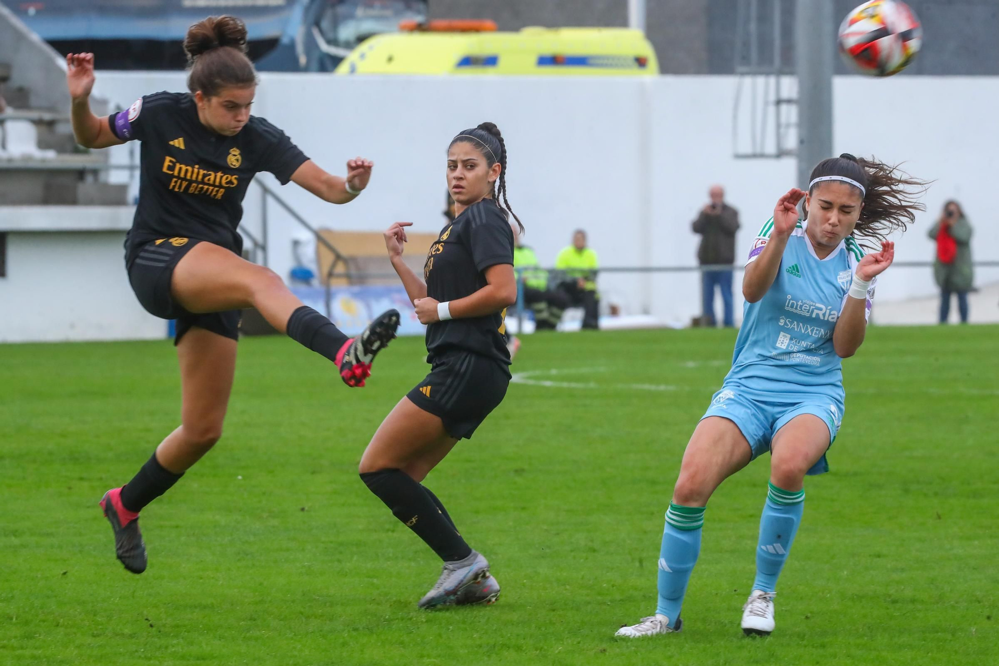 El Viajes Interrías tutea a todo un Real Madrid B (1-1)