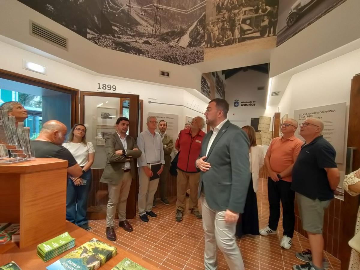 El nuevo aparcamiento en la finca Les Llanes El nuevo aparcamiento en la finca Les Llanes