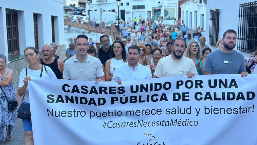 Casares se moviliza para reclamar un médico todos los días de la semana