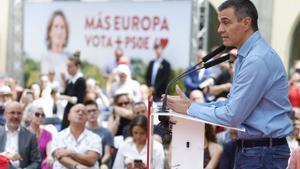 El presidente del Gobierno y líder del PSOE, Pedro Sánchez, durante el acto electora con UGT, este viernes en Madrid.